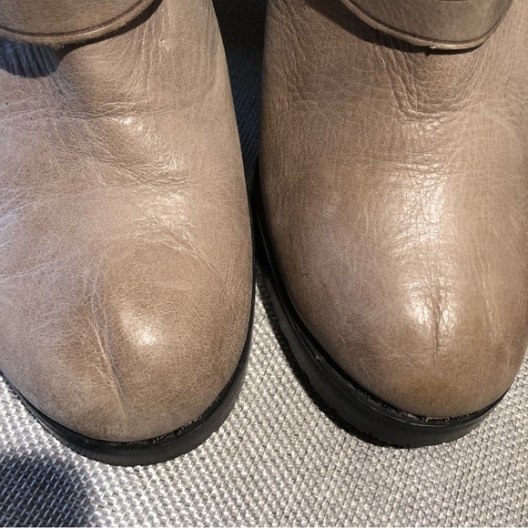 Ralph Lauren Delsa high leather boot in taupe front logo detail with straps 6 - Picture 4 of 8